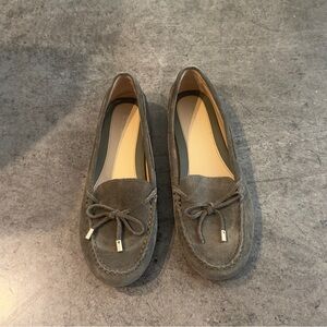Michael Kors Loafers Olive Green New size 9